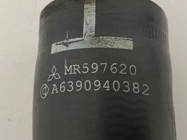 Mitsubishi Colt Tube d'admission de tuyau de refroidisseur intermédiaire MR597620