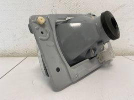 Volkswagen Jetta II Phare frontale 165941006