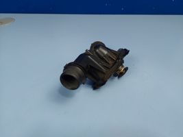 BMW 3 E46 Termostato/alloggiamento del termostato 2247020