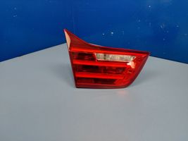 BMW M4 F82 F83 Lampy tylnej klapy bagażnika 63218059655