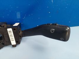 Audi A2 Pyyhkimen/suuntavilkun vipukytkin 8L0953513G