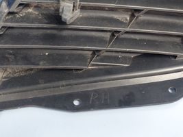 Nissan Primera Grille calandre supérieure de pare-chocs avant 62320AU300