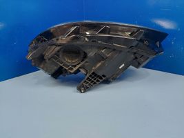 Volkswagen PASSAT B8 Lampa przednia 3G1941036P