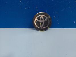 Toyota Corolla Verso AR10 Borchia ruota originale PZ406E96701C