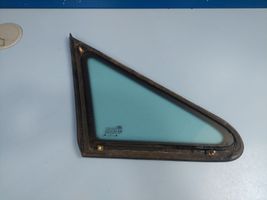 Ford Galaxy Fenêtre latérale avant / vitre triangulaire (4 portes) 1073893