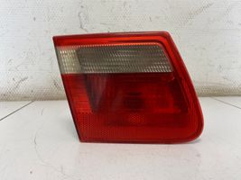 BMW 3 E46 Lampy tylnej klapy bagażnika 63218368759