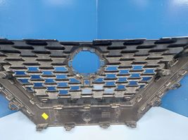 Nissan Qashqai J12 Grille calandre supérieure de pare-chocs avant 623106UAA