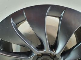 Tesla Model 3 Felgi aluminiowe R20 104426700A