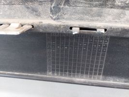 Nissan Qashqai J12 Moulure inférieure de pare-chocs arrière 850B26UA0A