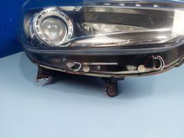 Hyundai i40 Lampa przednia 921023ZXXX