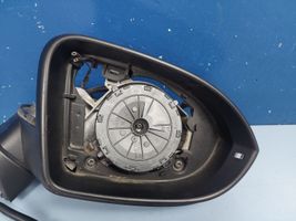 Volkswagen PASSAT B8 Elektryczne lusterko boczne drzwi przednich 23966936