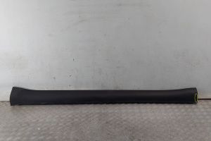 149774400D Tesla Model Y Sill, 120.00 € | RRR 