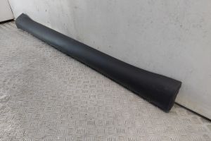 149774400D Tesla Model Y Sill, 120.00 € | RRR 