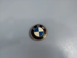 BMW 3 F30 F35 F31 Tarvikepölykapseli 6783536