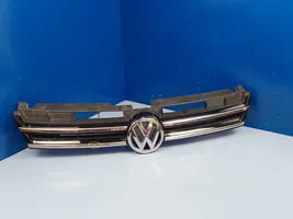 Volkswagen Touareg II Grille calandre supérieure de pare-chocs avant 7P6853651A