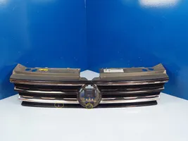 Volkswagen Tiguan Maskownica / Grill / Atrapa górna chłodnicy 5NA853653A