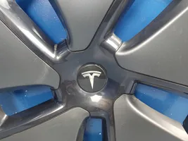 Tesla Model 3 Enjoliveurs R18 104427100A