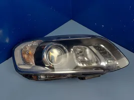 Volvo XC60 Lampa przednia 31420258