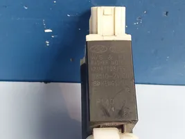 KIA Ceed Pompa spryskiwacza szyby przedniej / czołowej 985102V100