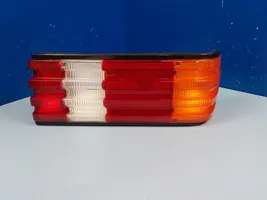 Mercedes-Benz S W126 Lampa tylna 084401905R