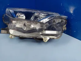 Toyota RAV 4 (XA40) Lampa przednia 8114542680