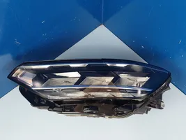 Volkswagen PASSAT B8 Lampa przednia 3G1941035Q