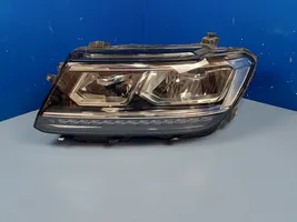 Volkswagen Tiguan Lampa przednia 5NB941035D