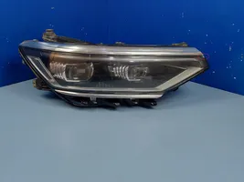 Volkswagen PASSAT B8 Lampa przednia 3G1941082P