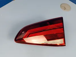 Volkswagen Golf VII Lampy tylnej klapy bagażnika 5G0945094AG