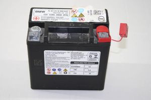 BMW 8 G15 Batteria 