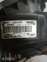 Opel Vivaro Lampa przednia 8200701366