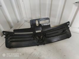 Volkswagen Polo Maskownica / Grill / Atrapa górna chłodnicy 6q0853651