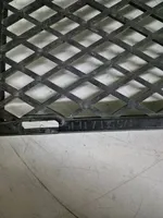 BMW 7 E65 E66 Grille inférieure de pare-chocs avant 7135573