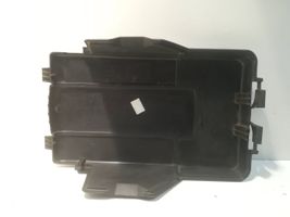 Volkswagen PASSAT B7 Couvercle de boîtier de batterie 3C0915443A