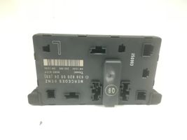 Mercedes-Benz Vito Viano W639 Door control unit/module 6398200026