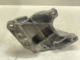 Volvo S80 Supporto di montaggio del motore 8671633