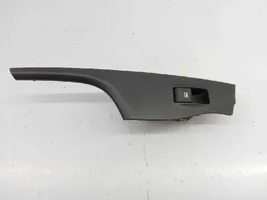 Hyundai i40 Electric window control switch 93583Z000