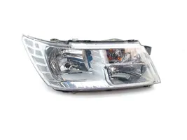 Fiat Freemont Lampa przednia RHD10009