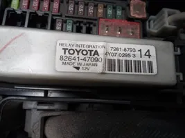 Toyota Prius (XW50) Modulo fusibile 8264147090