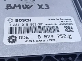 BMW X3 G01 Moottorin ohjainlaite/moduuli 857475201
