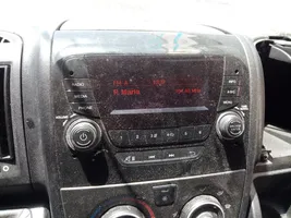 Peugeot Boxer Radio/CD/DVD/GPS-pääyksikkö 