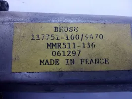 Land Rover Discovery Moteur de lève-vitre de porte avant MMR511136