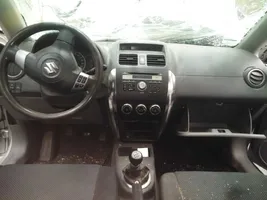 Suzuki SX4 Kojelauta 7311179J10S1S