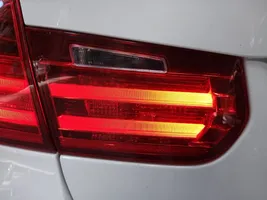 BMW M3 Lampy tylnej klapy bagażnika H37259915108R3X