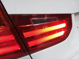BMW M3 Lampy tylnej klapy bagażnika H37259915108R3X