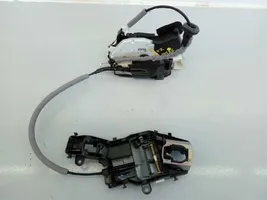 Volkswagen Passat Alltrack Front door lock 