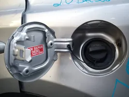 Toyota RAV 4 (XA40) Tappo del serbatoio del carburante 