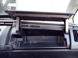 Toyota Prius (XW50) Glove box 