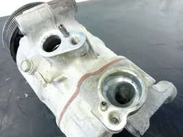 Audi Q3 8U Ilmastointilaitteen kompressorin pumppu (A/C) 5K0820803C