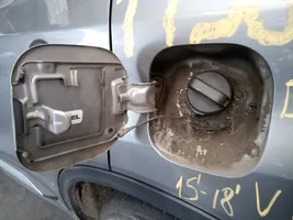 Suzuki Vitara (LY) Tapa del depósito de combustible 